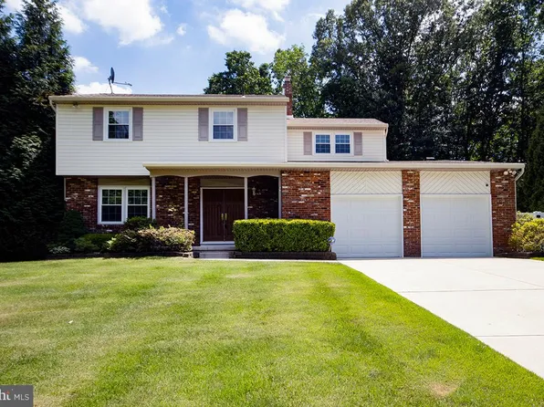 30 Sherri Way, Clementon, NJ 08021