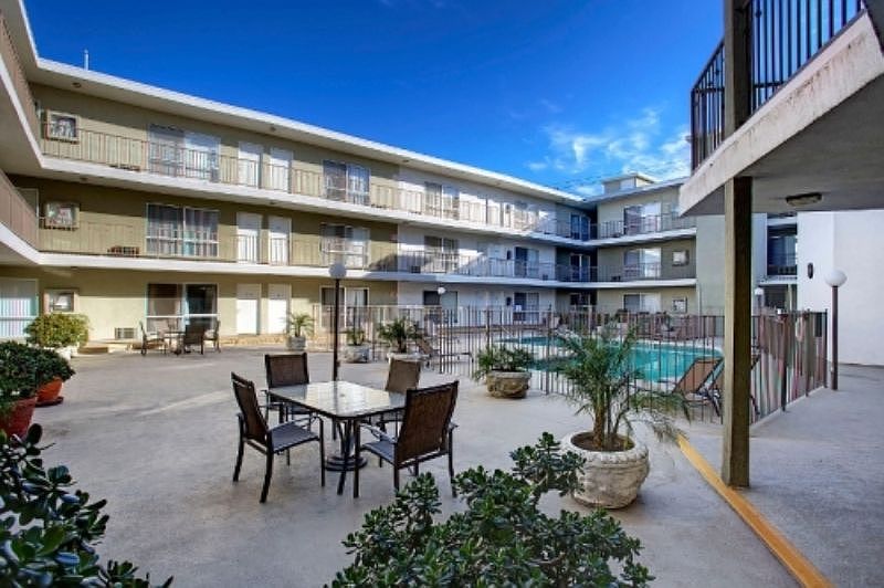 1st image of 5307 Sepulveda Blvd APT 201