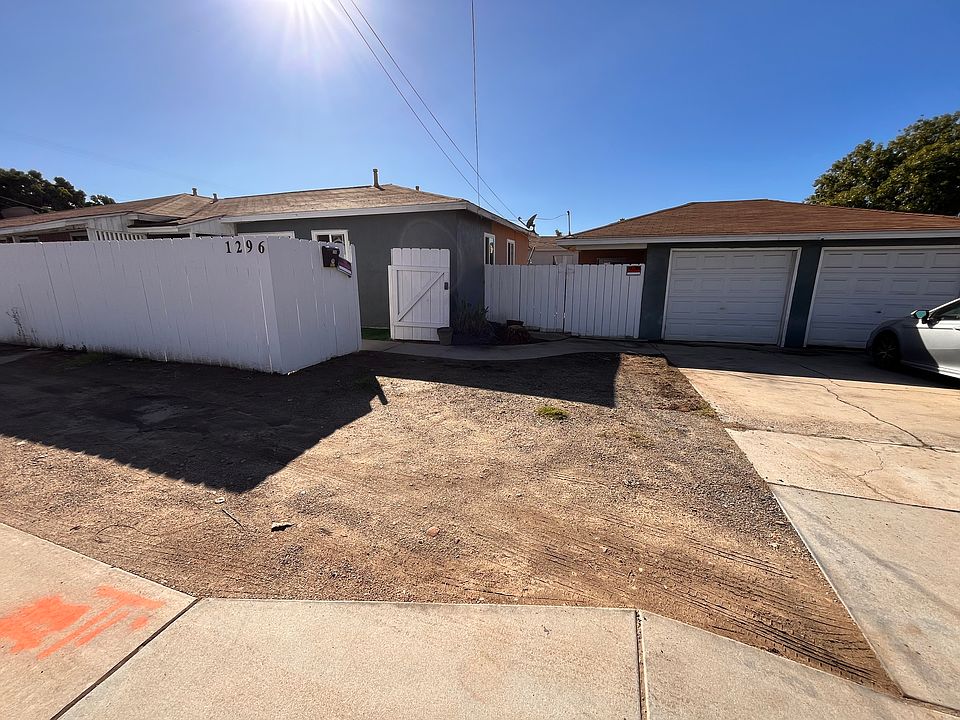 Front view of house with garage