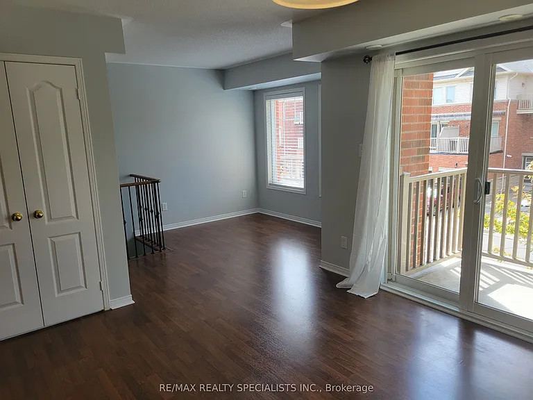 3250 Bentley Dr #6 — Photo 8