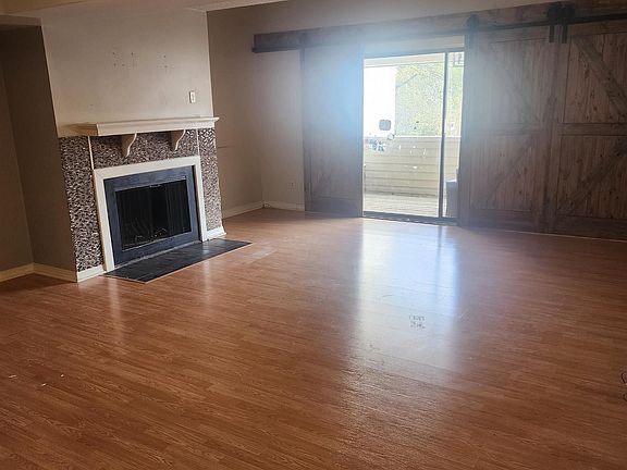 5th image of 102 Running Brook Rd #102