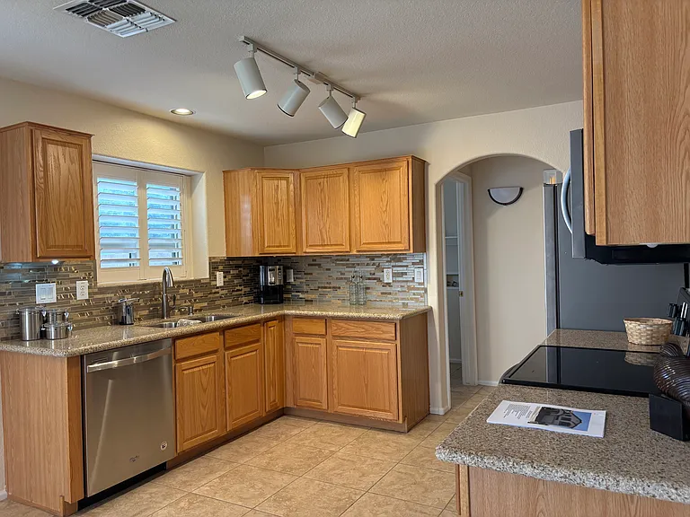 Upgraded Kitchen
Dishwasher