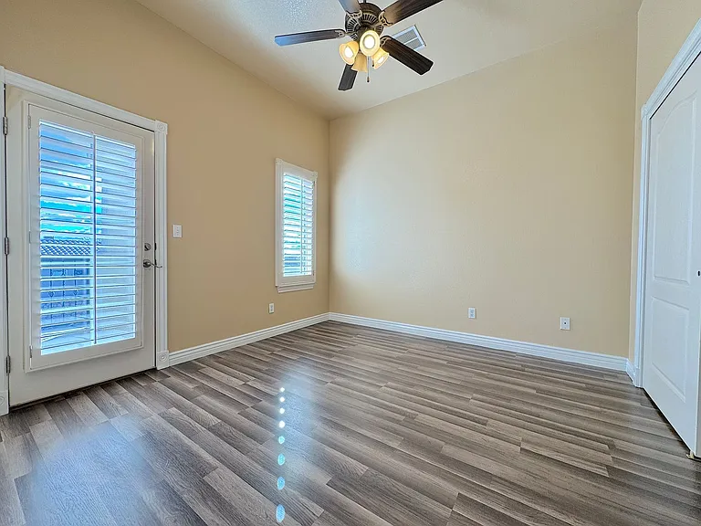 11629 Saint Martin Way — Photo 27