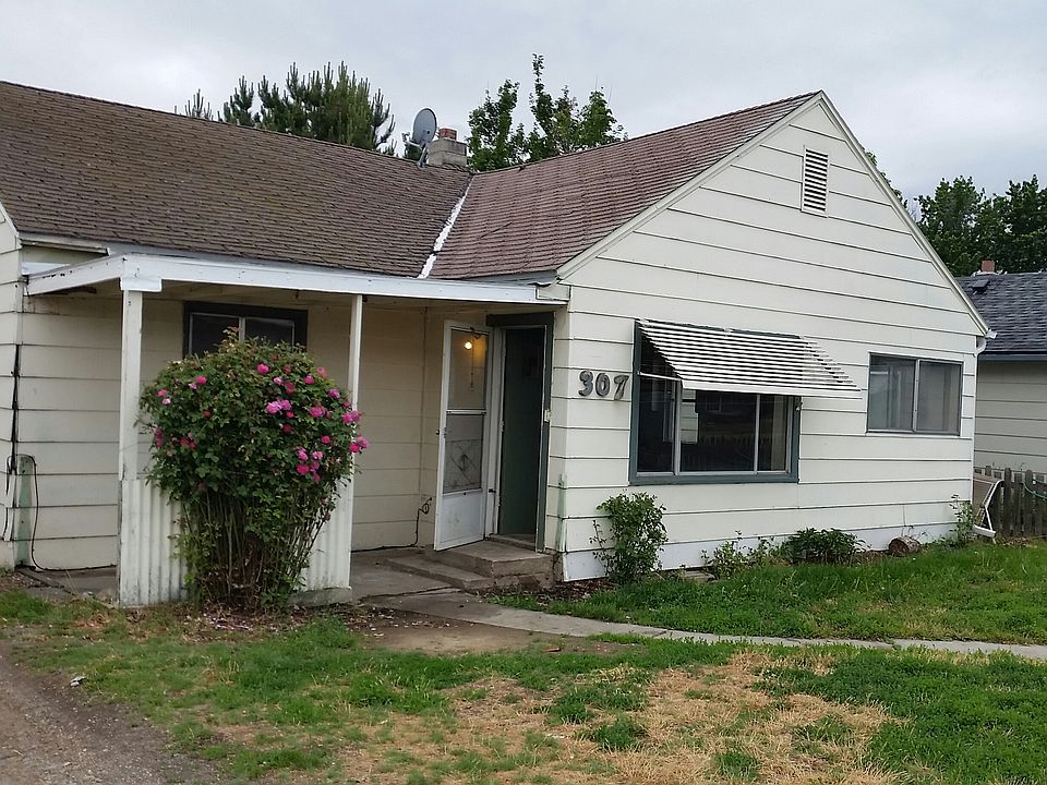 1st image of 307 E 7th St