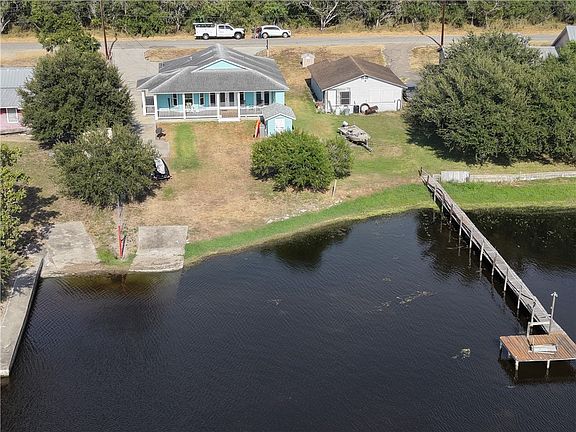 2nd image of 115 Sunny Ln
