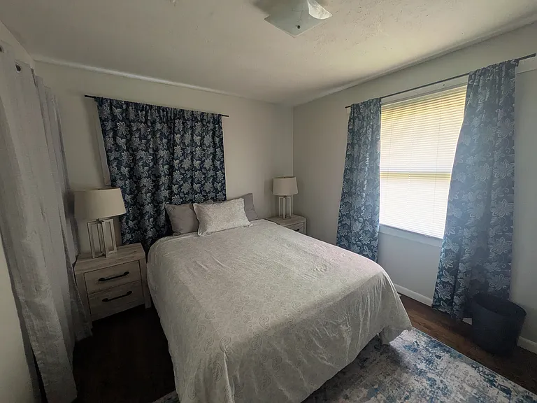 3262 S 48th St — Photo 10