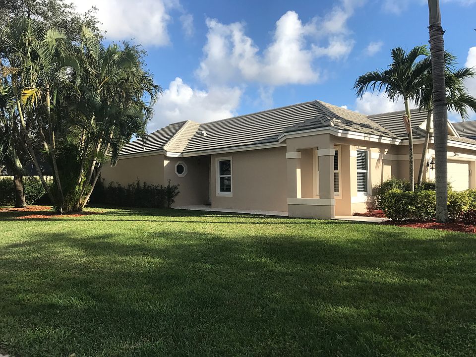 1st image of 2646 Arrowwood Ct