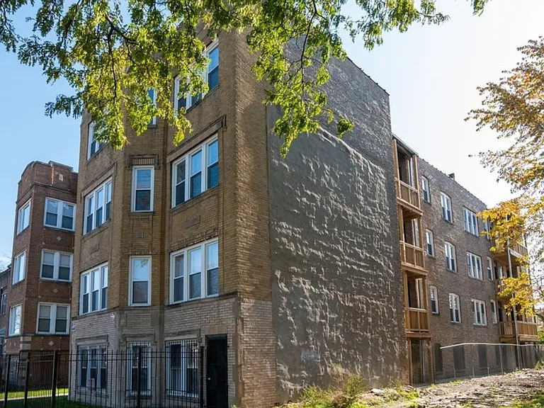 4641 W Jackson Blvd — Photo 7