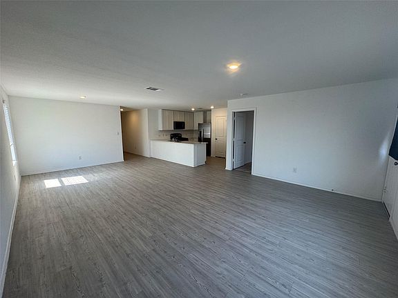 5th image of 2218 Cumulus Ct