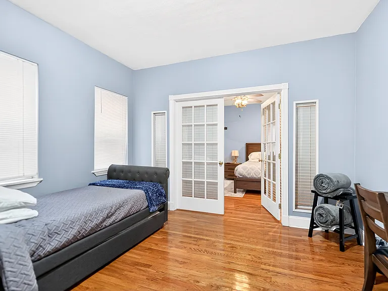 2714 Jane St — Photo 10