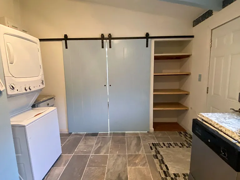 707 Cirby Way #C — Photo 12
