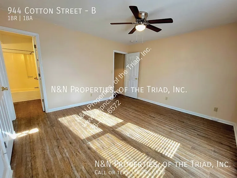 944 Cotton St #B — Photo 11