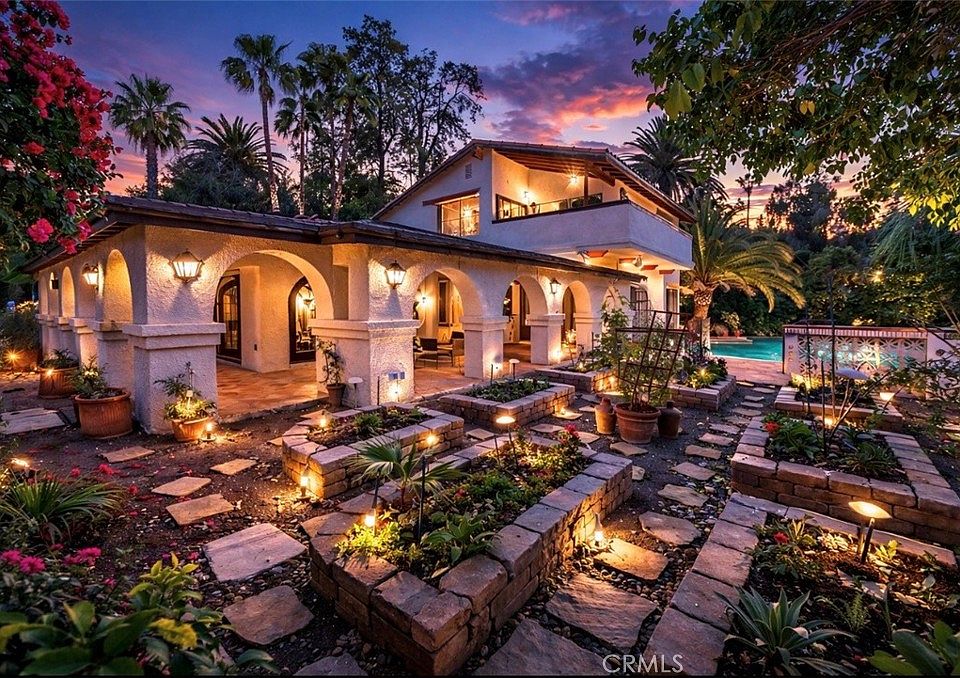 1st image of 2945 Tyler St