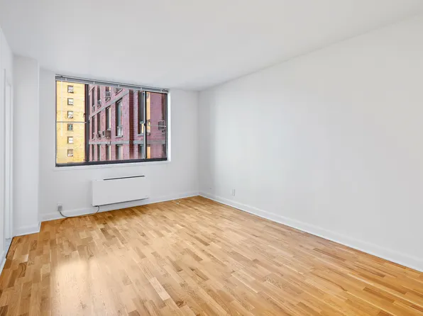 101 W. 90th Street image 2 of 20