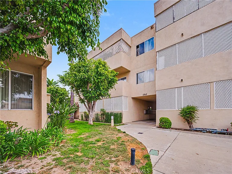 6342 Morse Ave — Photo 44