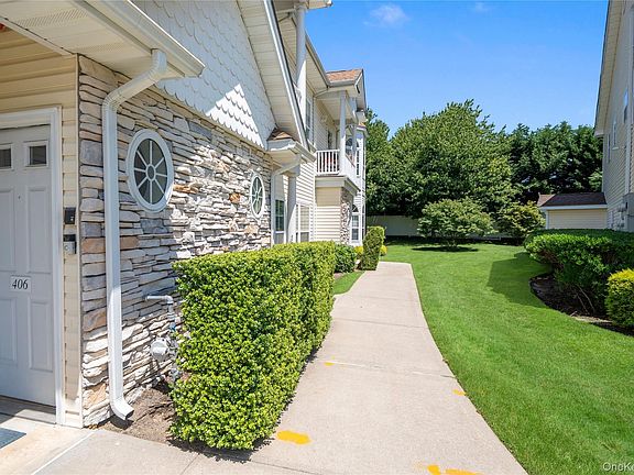 3rd image of 406 Narragansett Villas Drive