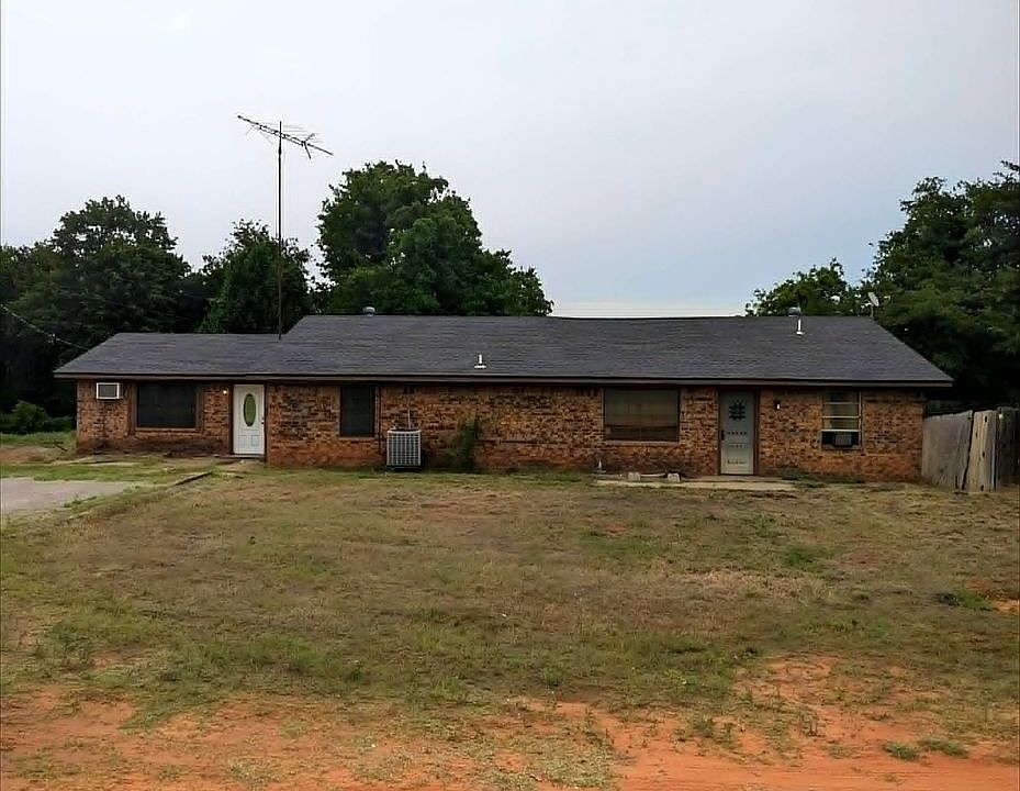 1st image of 2782 County Street 2757