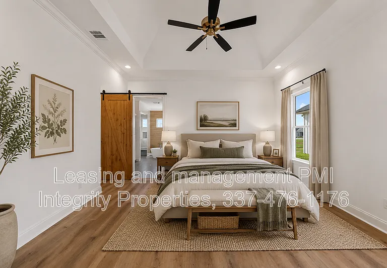 107 Prague Ave — Photo 8