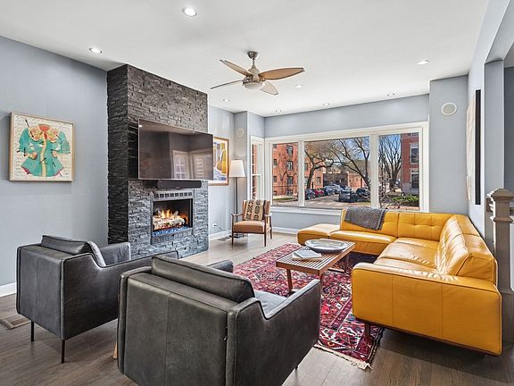 2nd image of 5124 N Ashland Ave