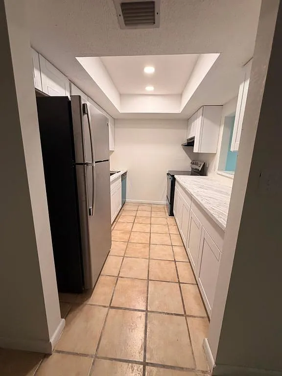 821 N Keene Rd — Photo 2