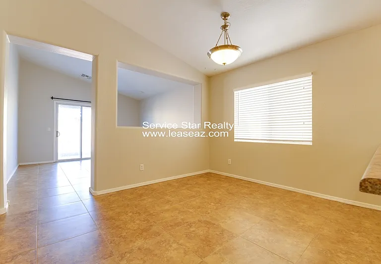 11560 W Cheryl Dr — Photo 7