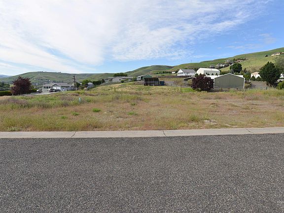 4th image of 1418 Greco Dr