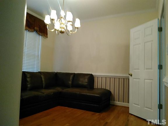 2nd image of 107 Stockbridge Pl