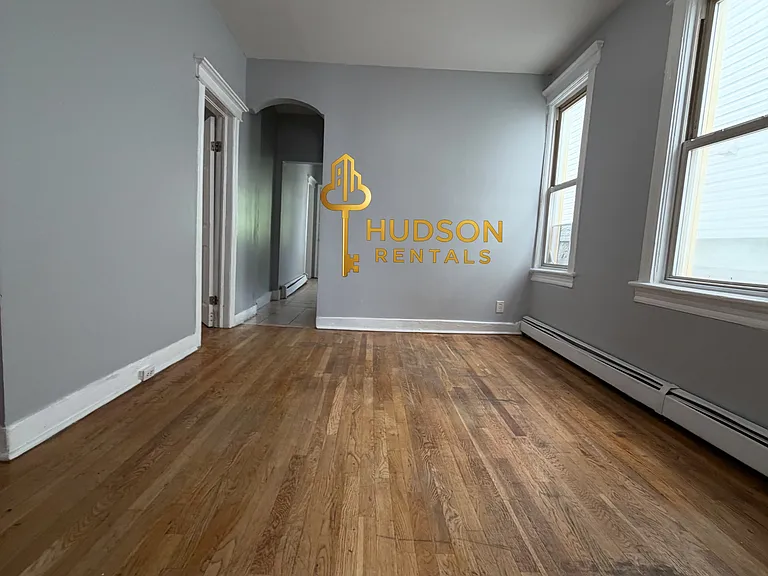 127 Myrtle Ave #3 — Photo 5