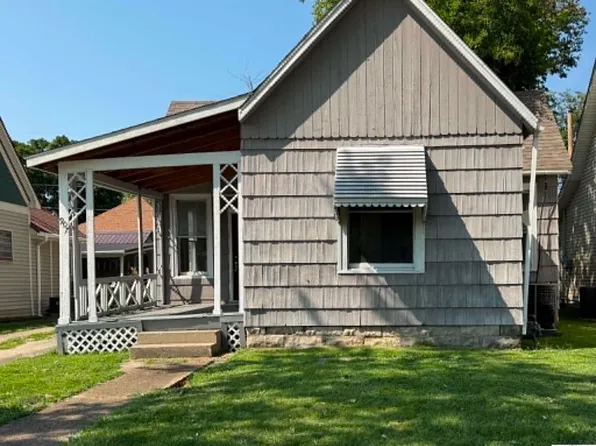 907 E Broadway Blvd, Sedalia, MO 65301