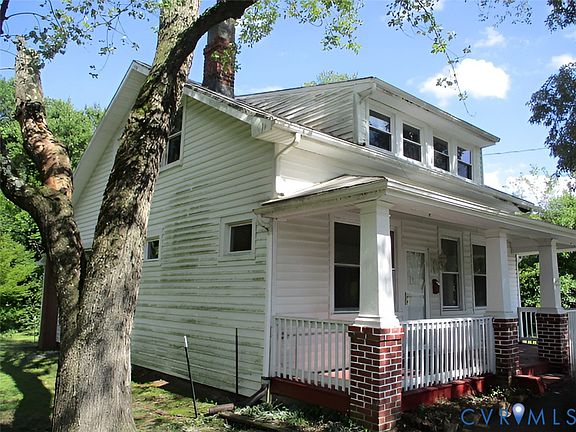 3rd image of 1500 Columbia St