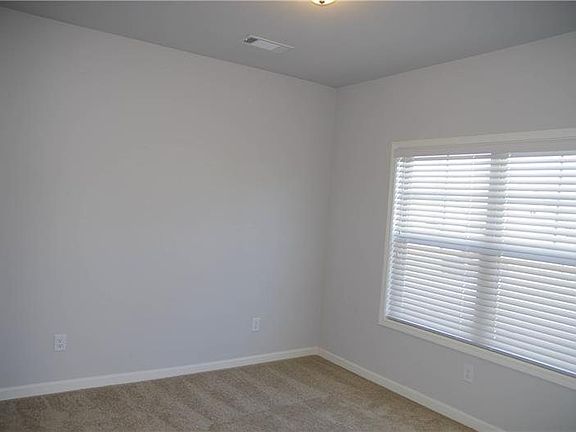 4th image of 4633 Brayden Dr