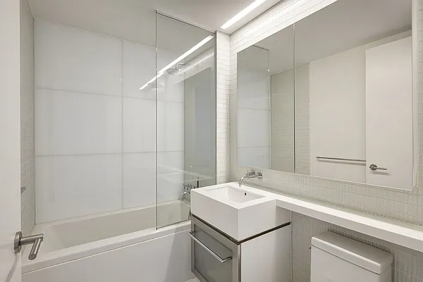 Rented by Compass | media 18