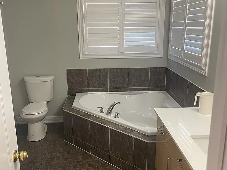 1579 Coldstream Dr #UPPER — Photo 12