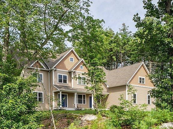 3rd image of 121 Taylor Farm Rd