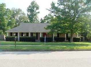 2116 Pine Needle Dr E, Mobile, AL 36609