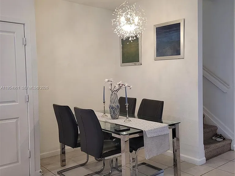 1015 SE 24th Ter #1015 — Photo 10