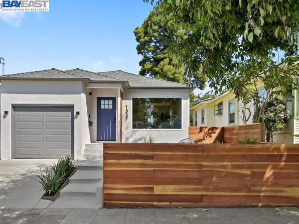 1537 Carleton St, Berkeley, CA 94703