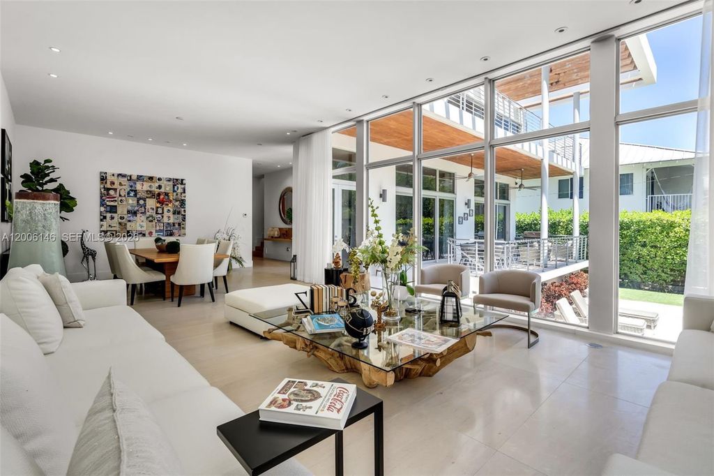 (undisclosed Address), Key Biscayne, FL 33149