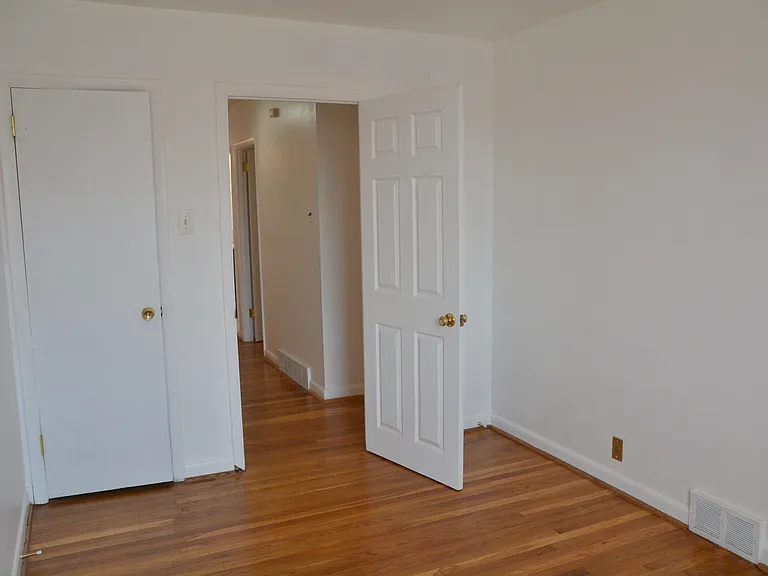 1714 Loney St #2 — Photo 16