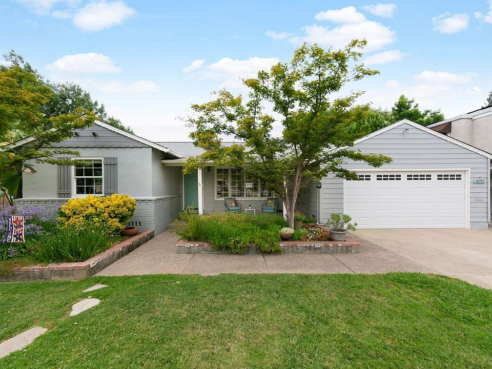 1st image of 4013 Esperanza Dr