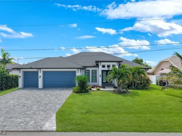 2126 NE 2nd St, Cape Coral, FL 33909