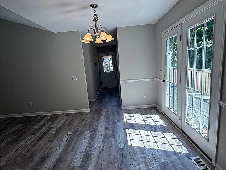 1031 Jack Paris Ct — Photo 9