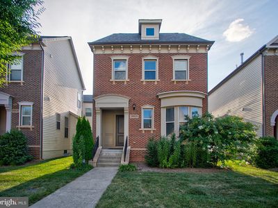 20625 Exchange St, Ashburn, VA, 20147