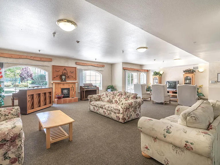 Lancaster Village Senior Living Apartments — Photo 8