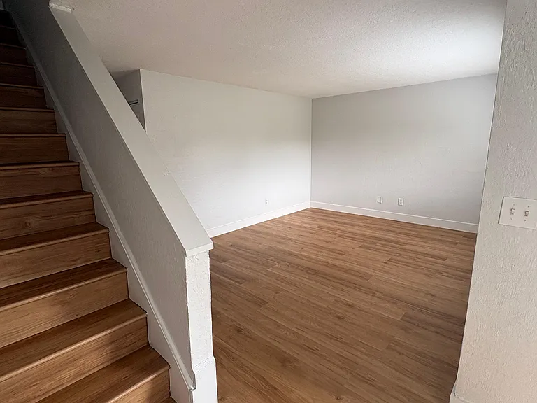 Southern Villas — Photo 27