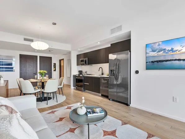 398 NE 5th St, Miami, FL