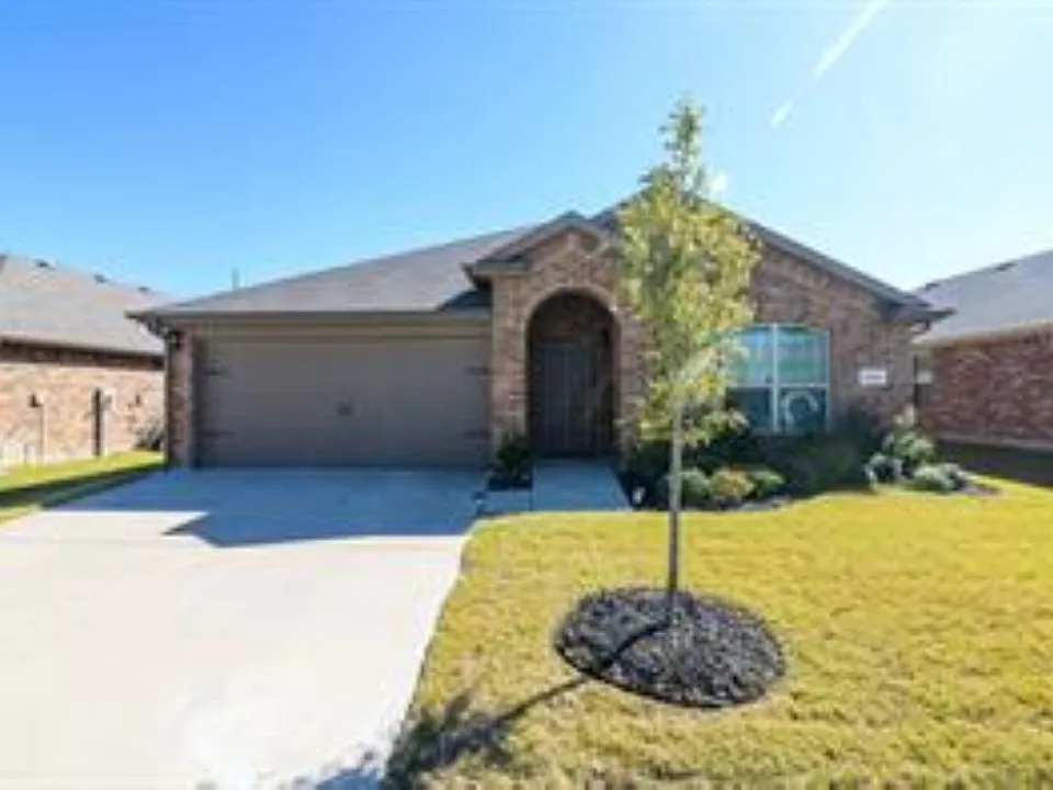 1112 Decker Dr
