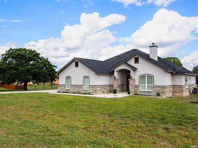 104 N Tranquility, La Vernia, TX, 78121