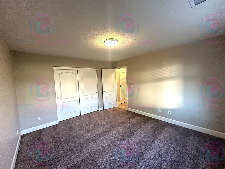 1110 Saffron Woods Way — Photo 14