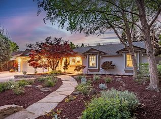 1532 Meadow Ln, Mountain View, CA 94040